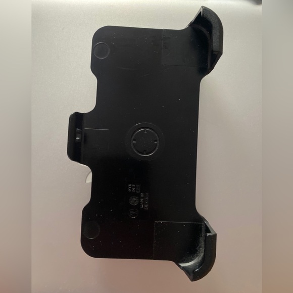 Otterbox Phone Clip - Picture 2 of 3